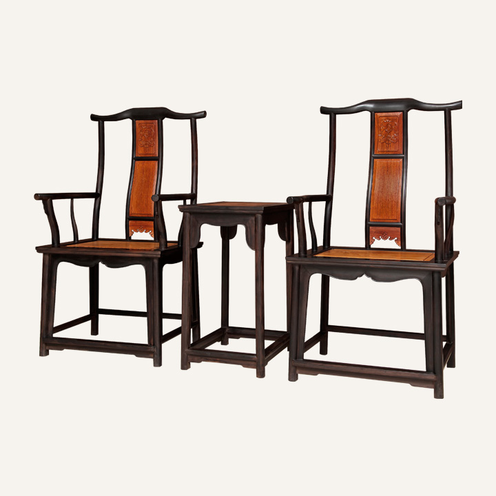 四出头官帽椅三件套